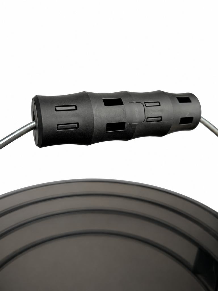 Seau Benbow 20 L gradué avec séparateur – Noir WHEELS